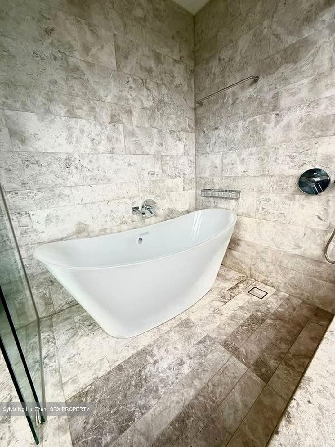 OUE Twin Peaks (D9), Condominium #590342831